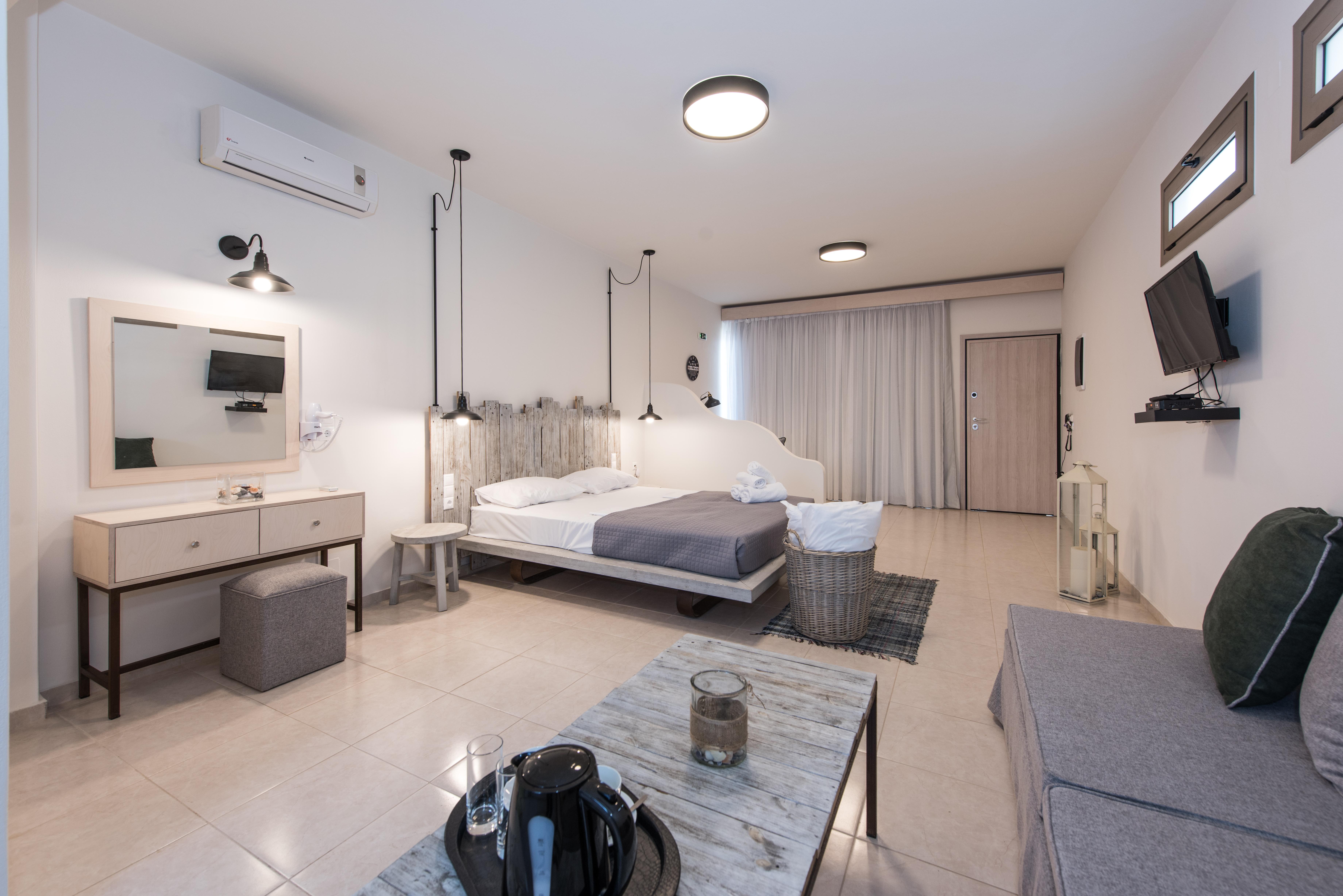 Eva Mare Hotel & Suites - Adults Only Agia Pelagia  Exterior photo