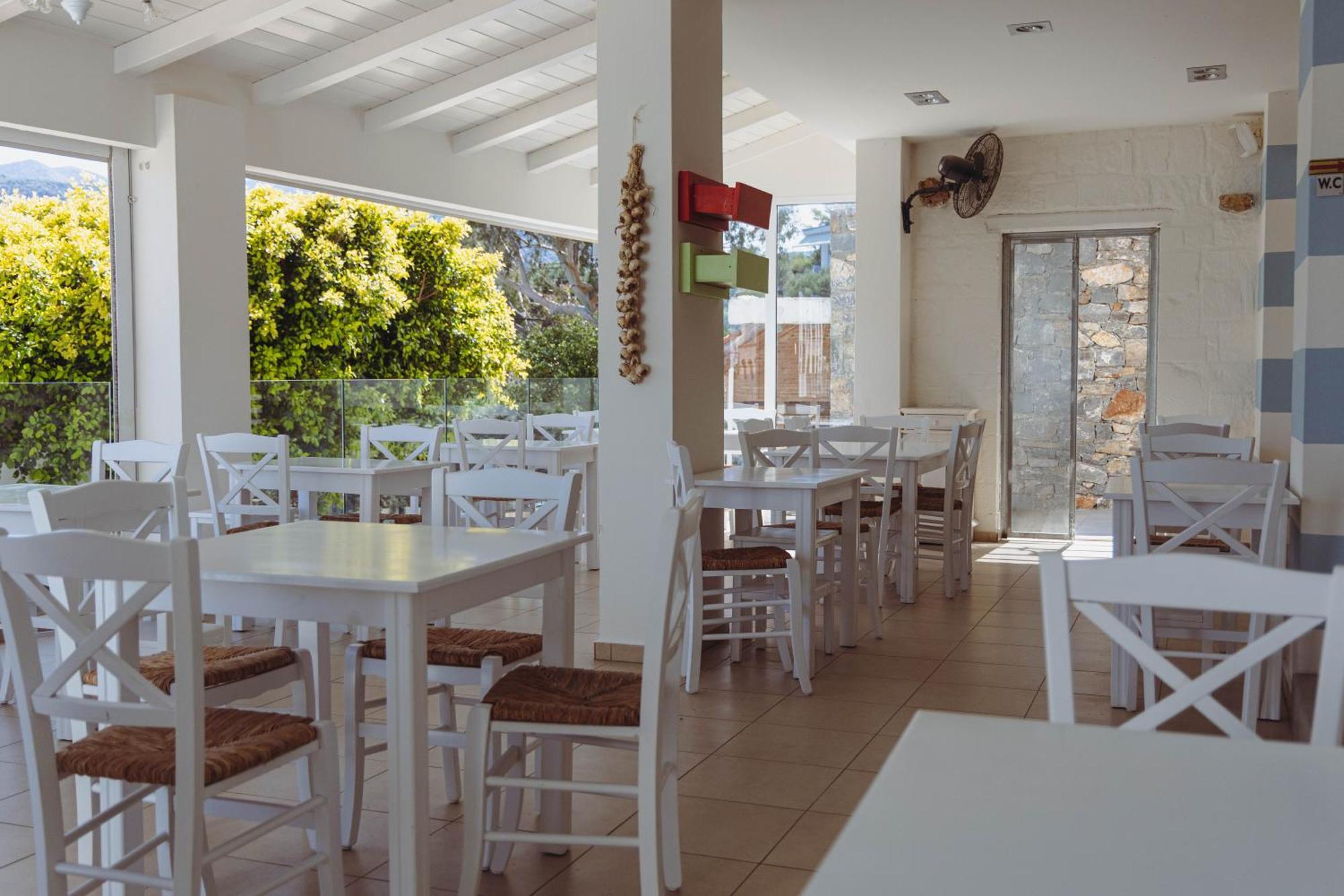 Eva Mare Hotel & Suites - Adults Only Agia Pelagia  Exterior photo